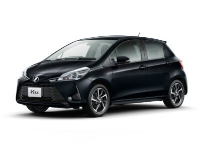 Toyota Vitz (Noire)